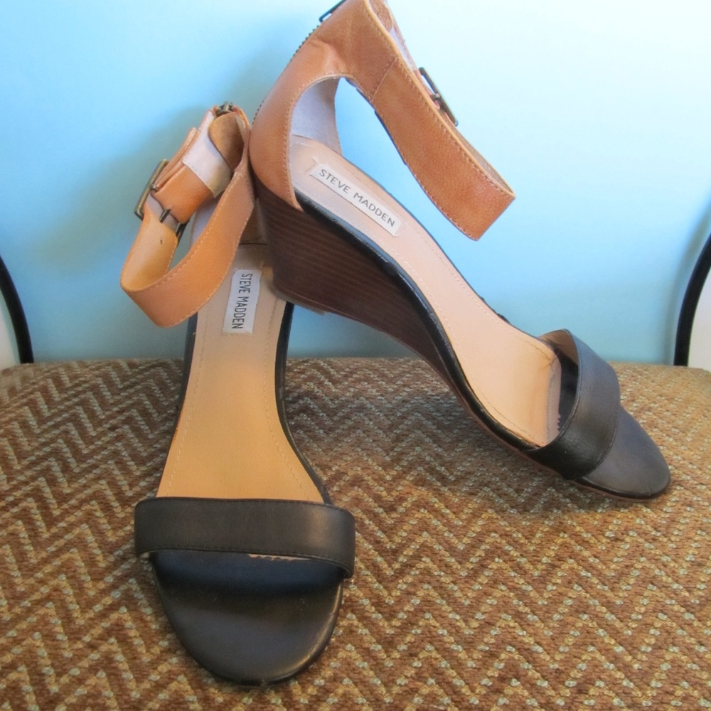 Steve Madden leather two-tone strappy wedges Exceptional look!